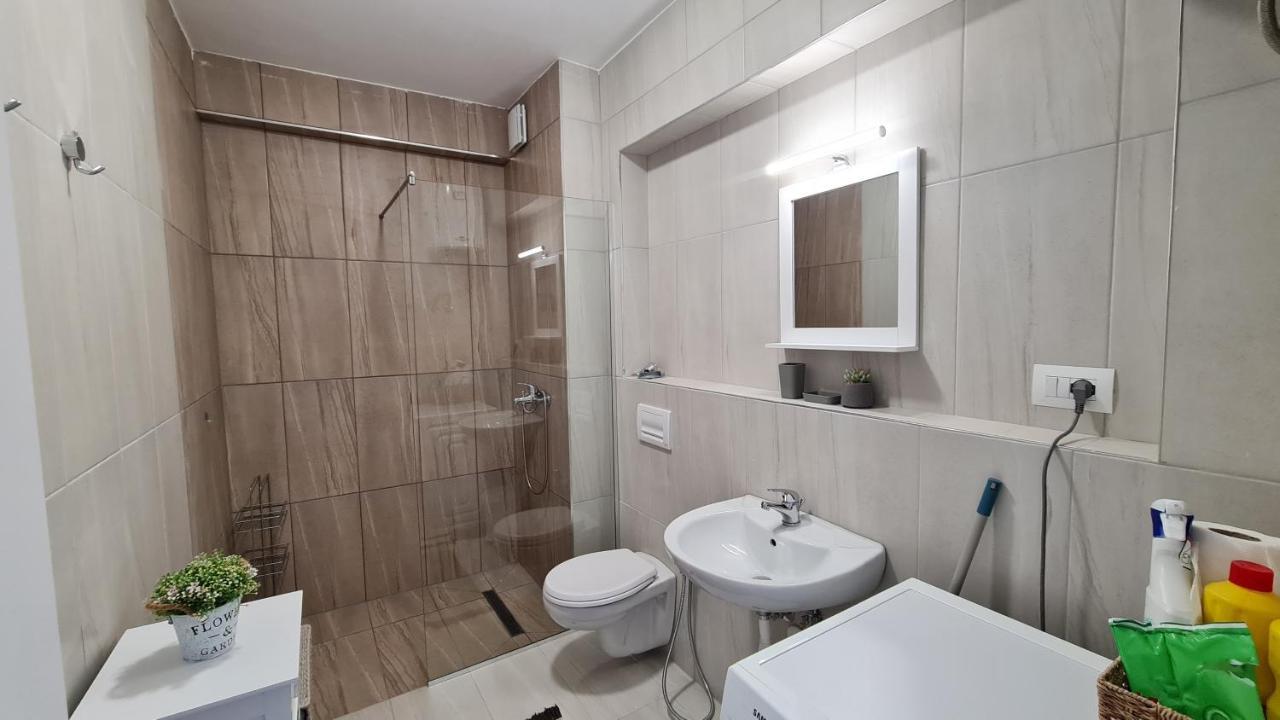 Vista View Comfort Sarandë Exterior foto